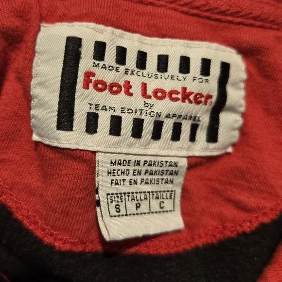 Vintage Georgia Bulldogs Hoodie Sweatshirt by Footlocker Team Edition Small UGA - Picture 4 of 5